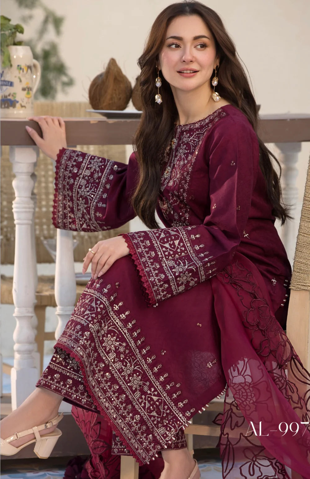3PCs Embroidered Lawn Dress With Organza Embroidered Dupatta