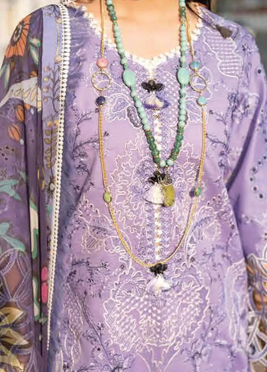 3 Pc Unstitched Embroidered Lawn Suit With Digital Printed Dupatta